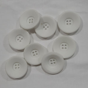 Button Singles - Plastic 35mm "Cool White Cupped" by Hemline