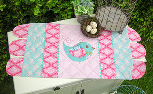 The Rivendale Collection "Stickybeak" Table Runner Pattern by Sally Giblin